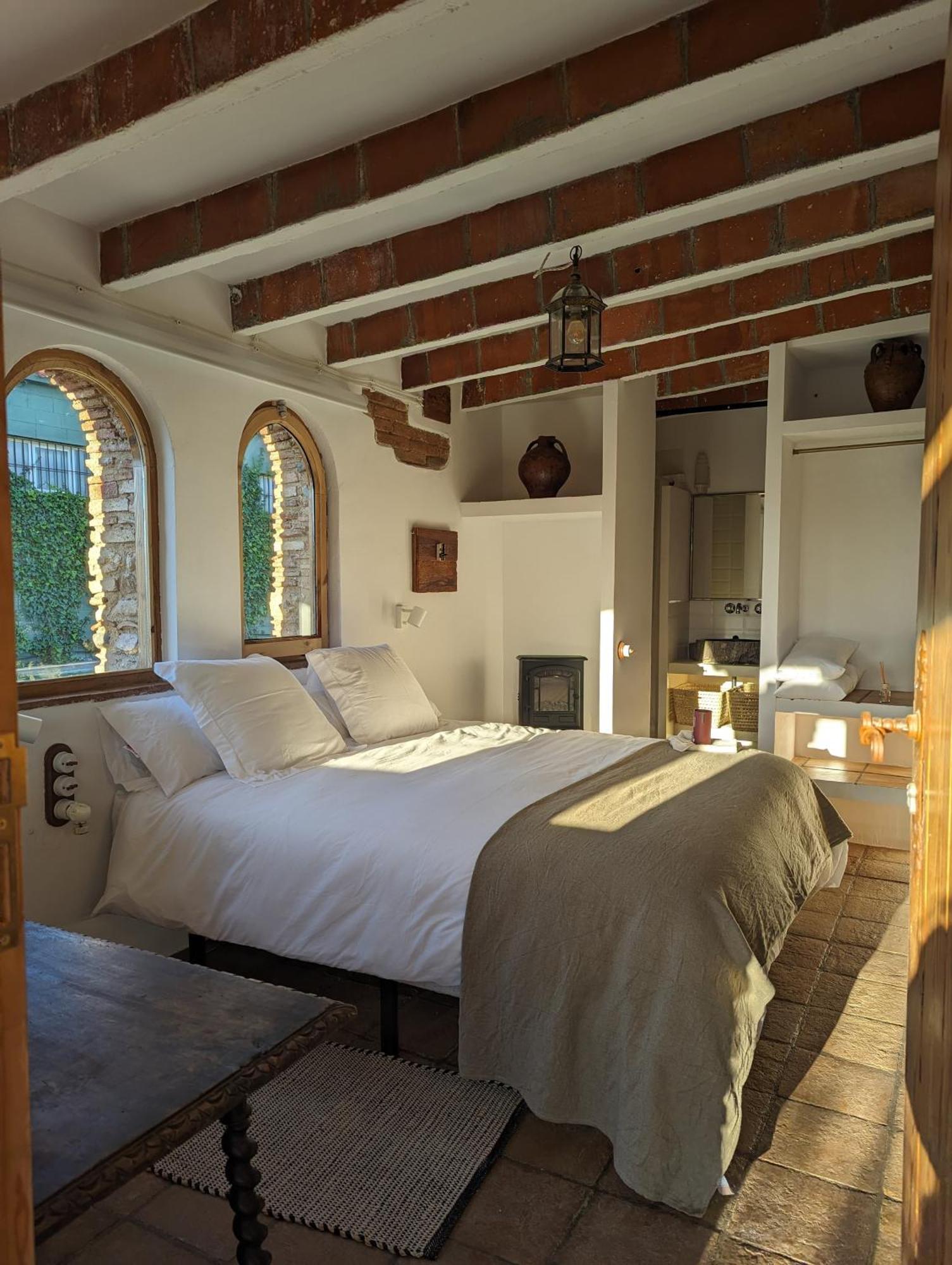 Casa Hostalets - Renovated Casa In The Middle Of The Olive Trees Near The Villa